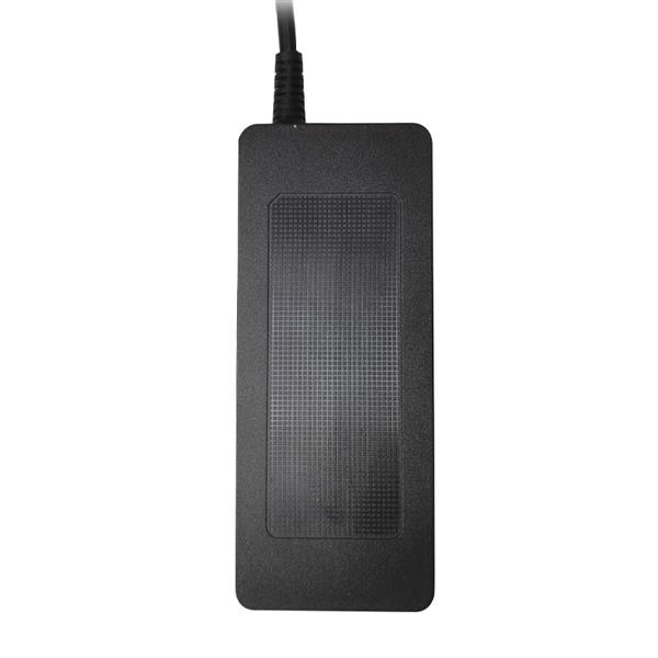 100W-0B6桌面型TYPE-C适配器
