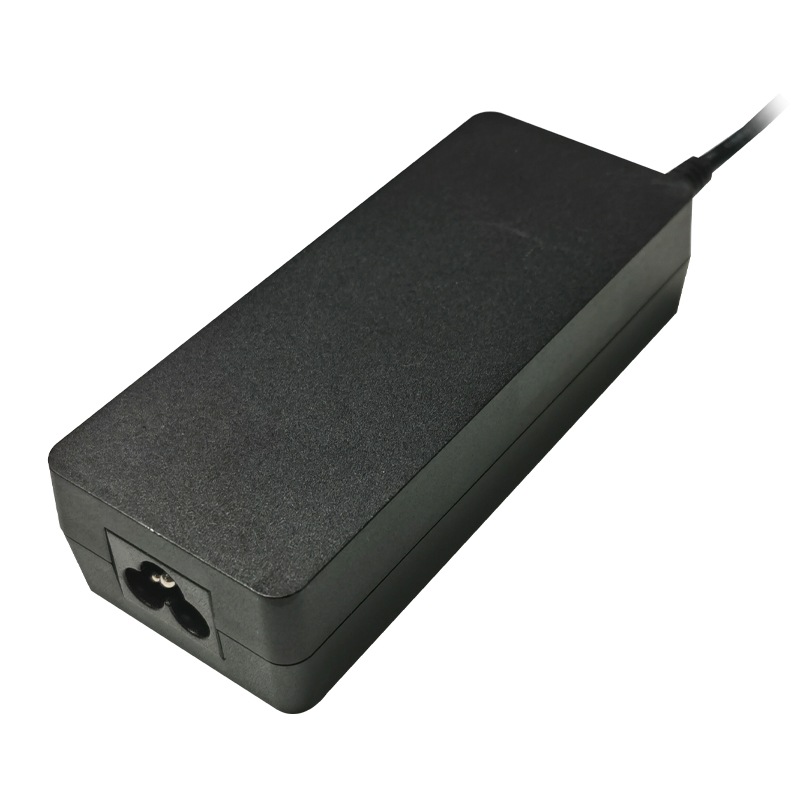 100W-0B6桌面型TYPE-C适配器